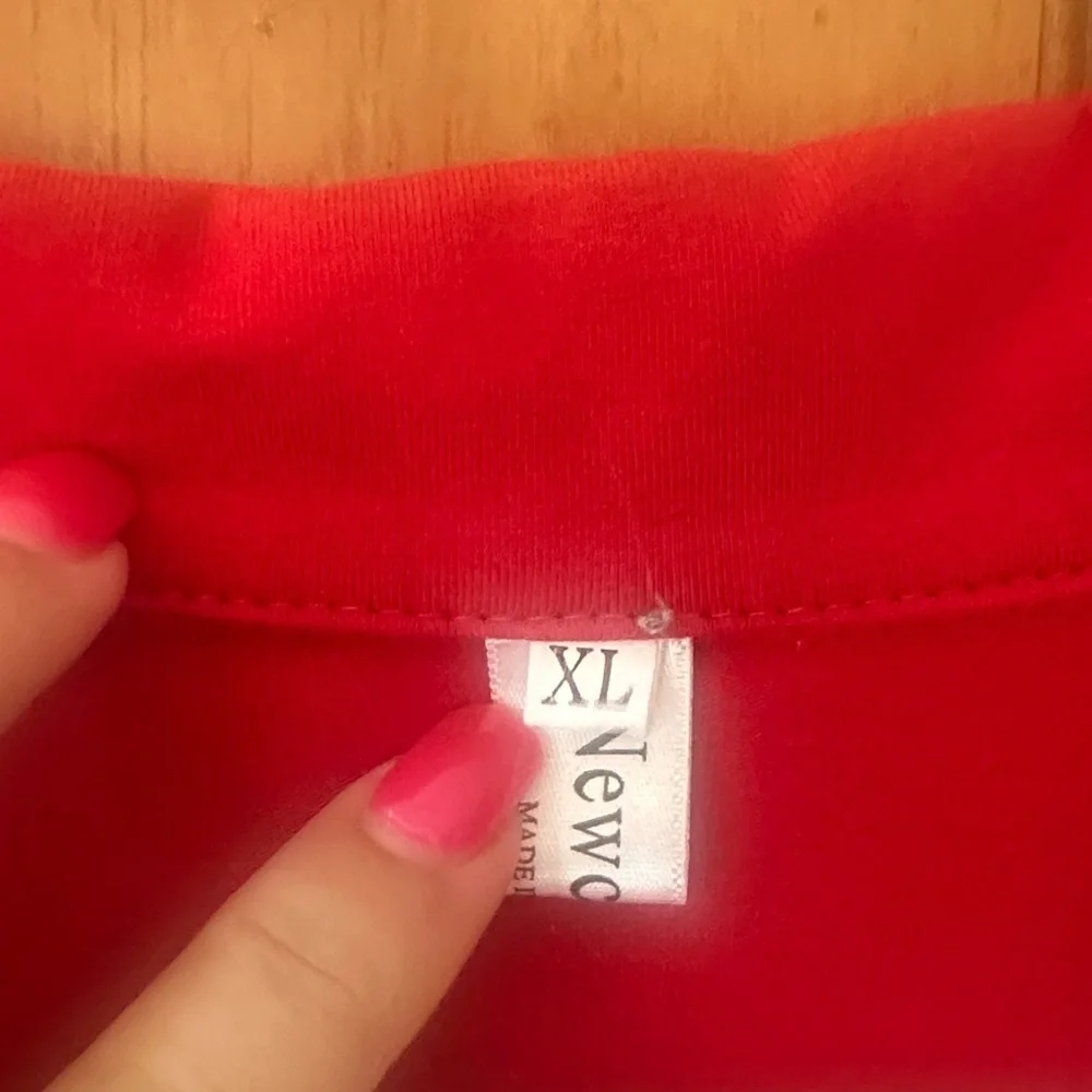 Chic Red Women's Tunic Top - Picture 2 of 5